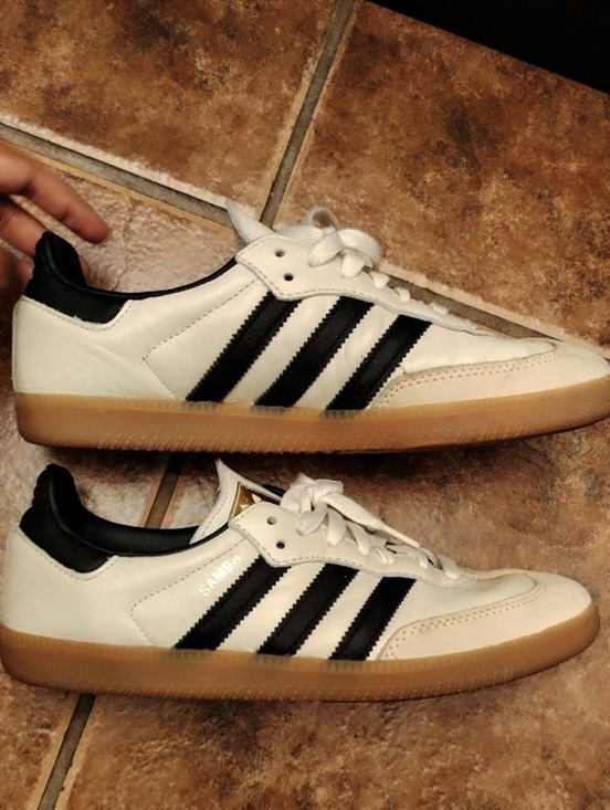 adidas Shoes - adidas Samba Sneakers Cream White / Core Black / Sand Strata